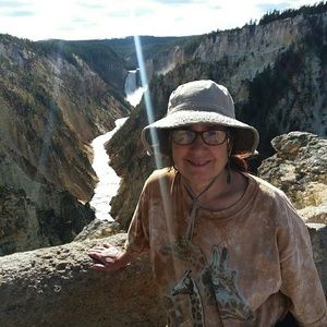 MT & WY. YELLOWSTONE NT'L PARK